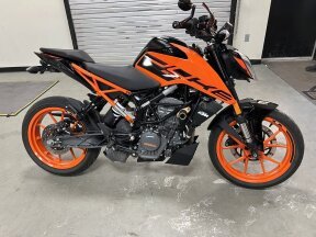 2022 KTM 200 Duke