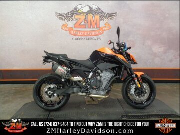 2022 KTM 890