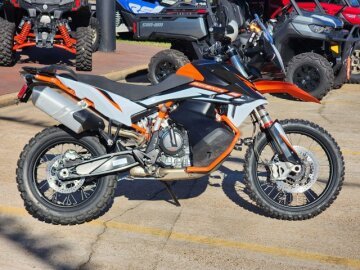 2022 KTM 890 Adventure R