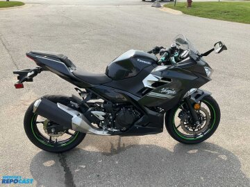 2022 Kawasaki Ninja 400
