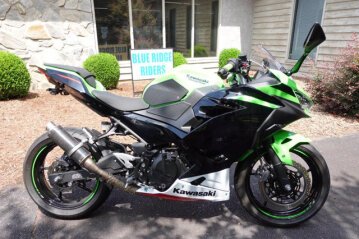 2022 Kawasaki Ninja 400