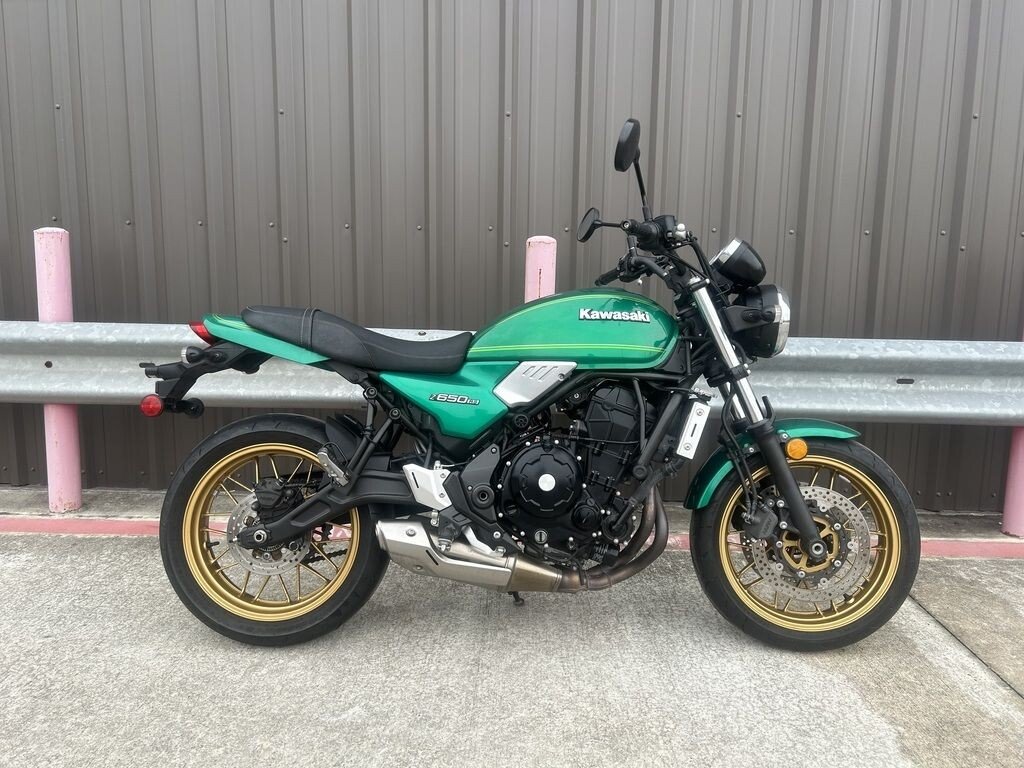 2017 Kawasaki Z650 Base Specifications, Photos, and Model Info
