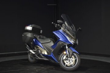 2022 Kymco AK 550