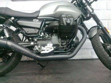 2022 Moto Guzzi V7