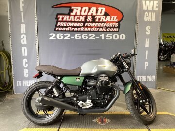 2022 Moto Guzzi V7
