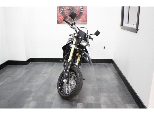 2022 Suzuki DR-Z400SM