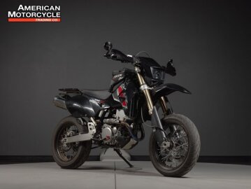 2022 Suzuki DR-Z400SM