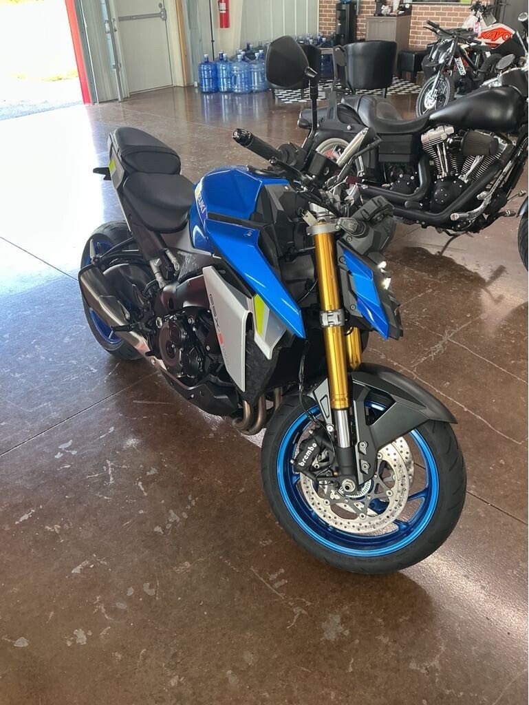 2022 Suzuki GSX-S1000
