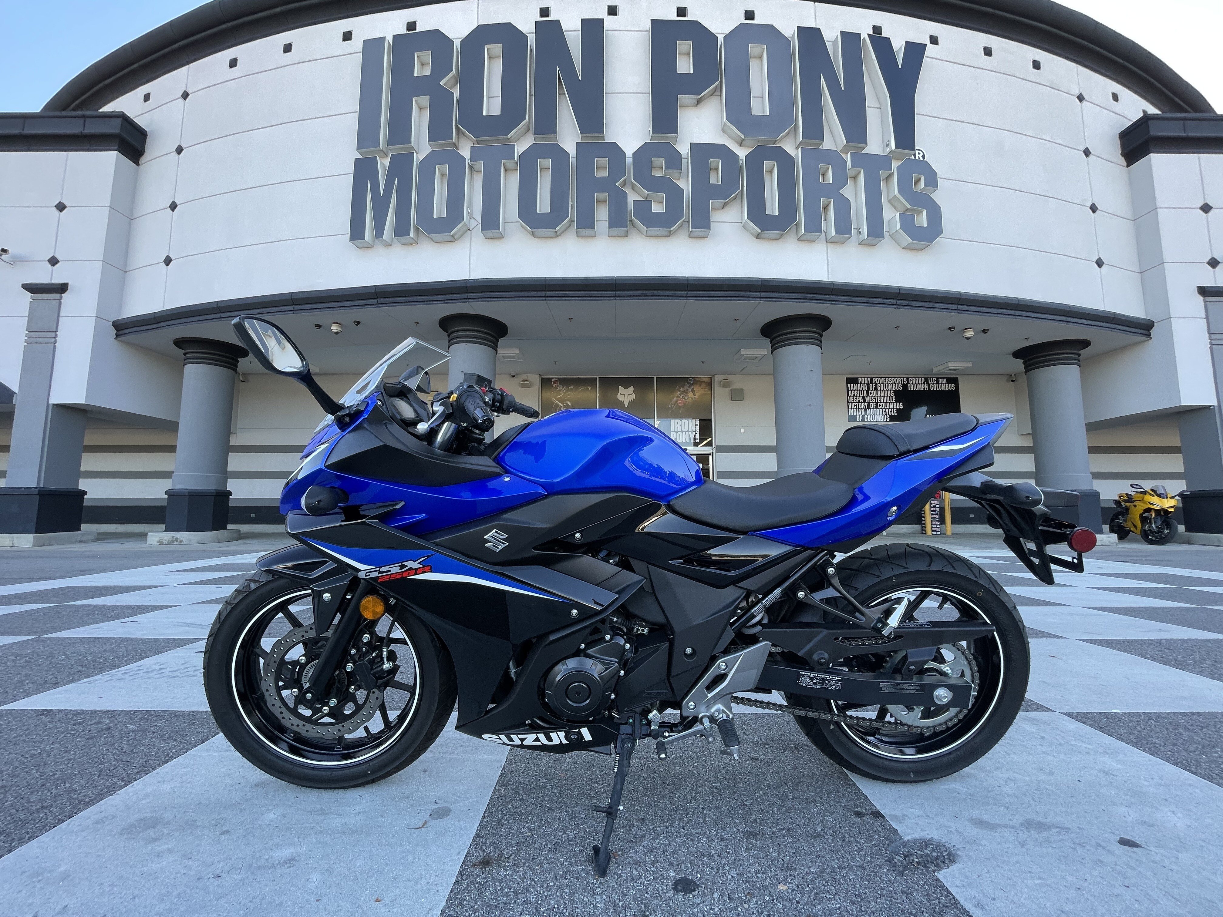 2022 Suzuki GSX250R