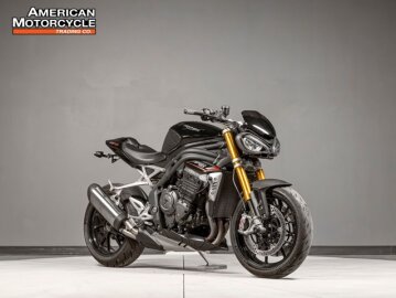 2022 Triumph Speed Triple RS