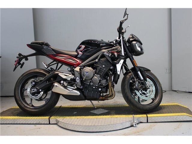 2022 Triumph Street Triple R