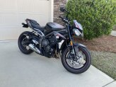 2022 Triumph Street Triple R Low