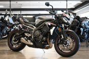 2022 Triumph Street Triple R Low
