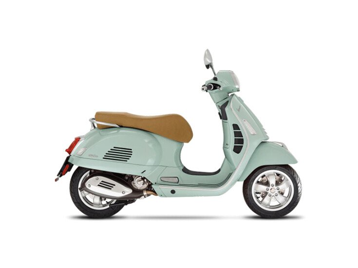 2022 Vespa GTS 250 300 HPE Specifications, Photos, and Model Info