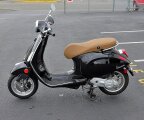 Thumbnail Photo 2 for 2022 Vespa Primavera 50