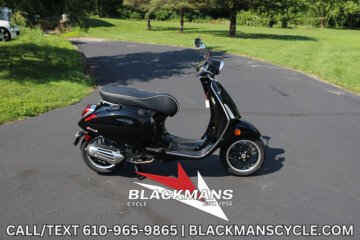 New 2022 Vespa Sprint 150
