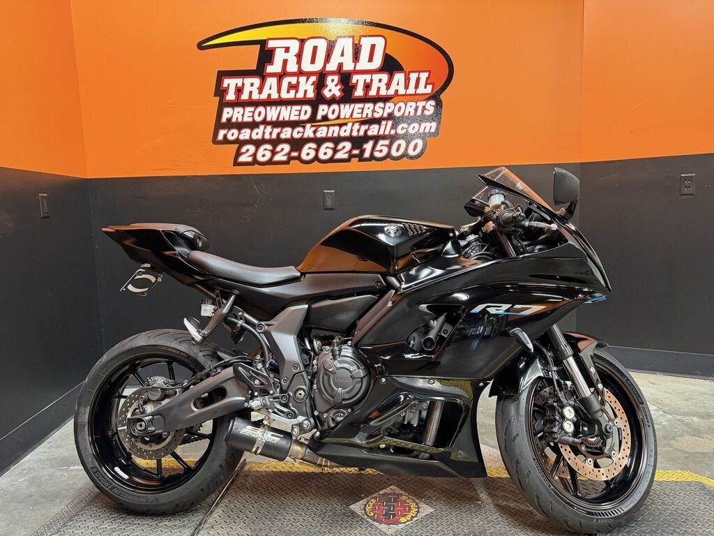 2022 Yamaha YZF-R7 World GP 60th Anniversary Edition