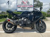 2022 Yamaha YZF-R1