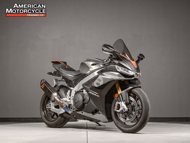 2023 Aprilia RSV4