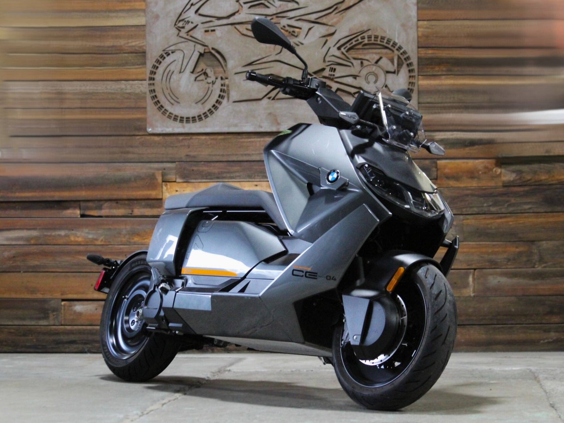 2023 BMW CE 04