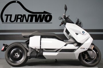 2023 BMW CE 04