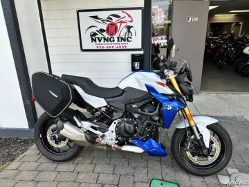 2023 BMW F900R