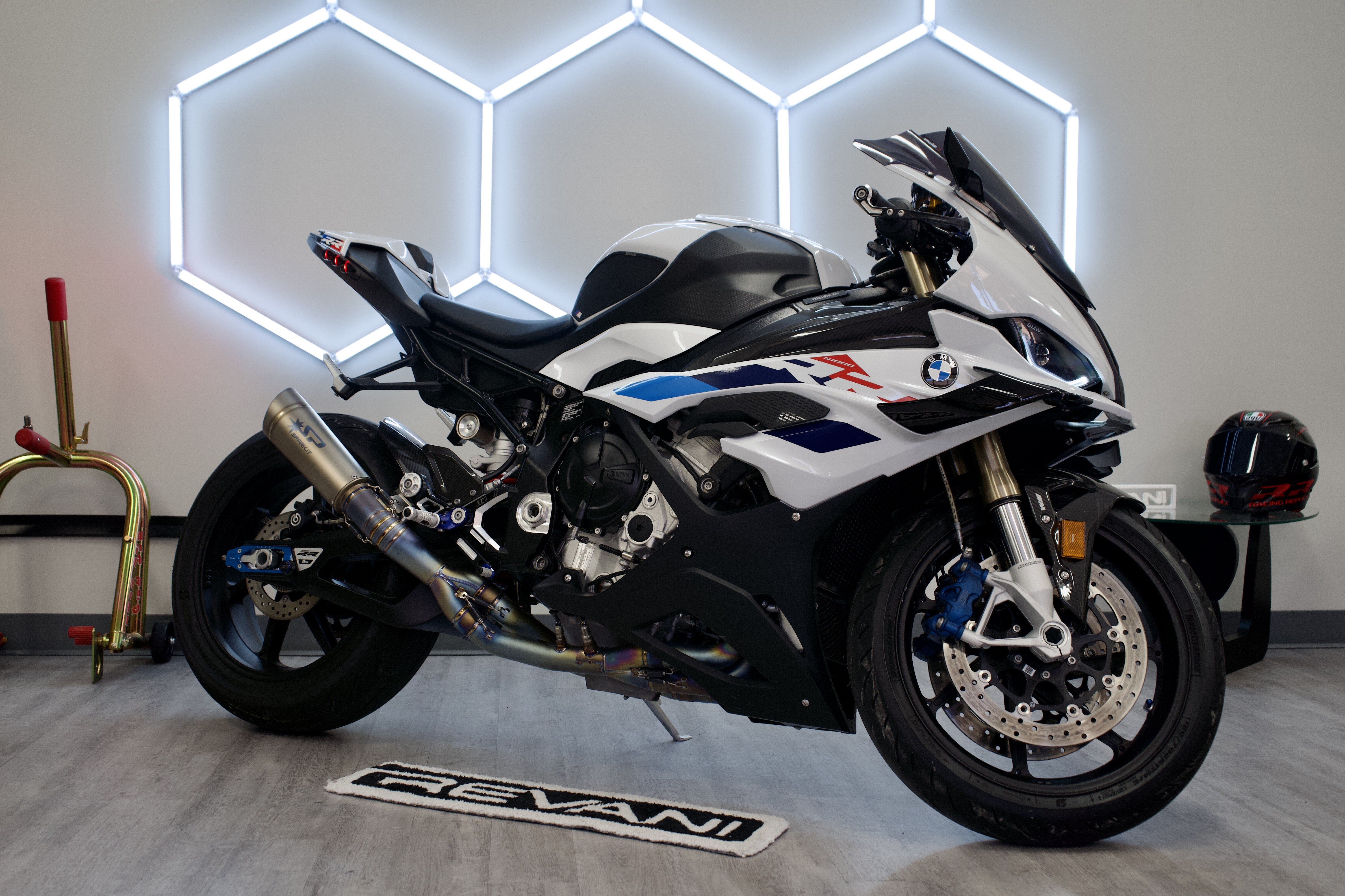 2023 BMW S1000RR