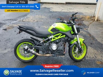 2023 Benelli 302S