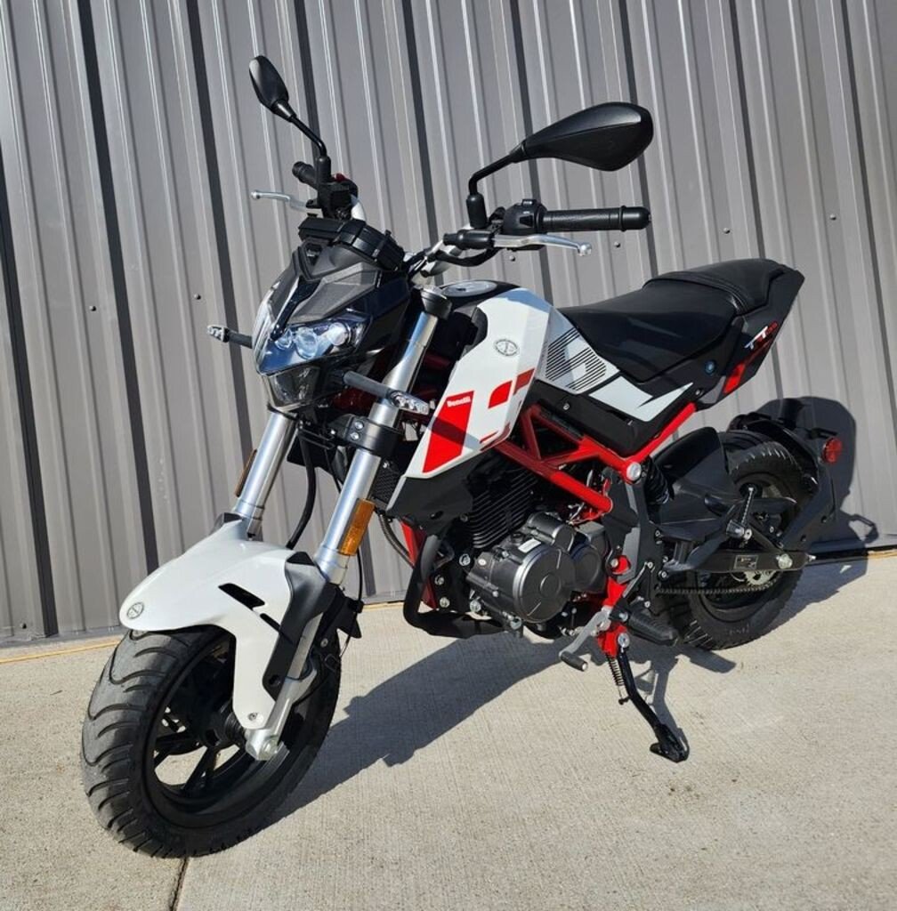 New 2023 Benelli TNT 135
