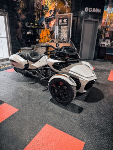 New 2023 Can-Am Spyder F3-T