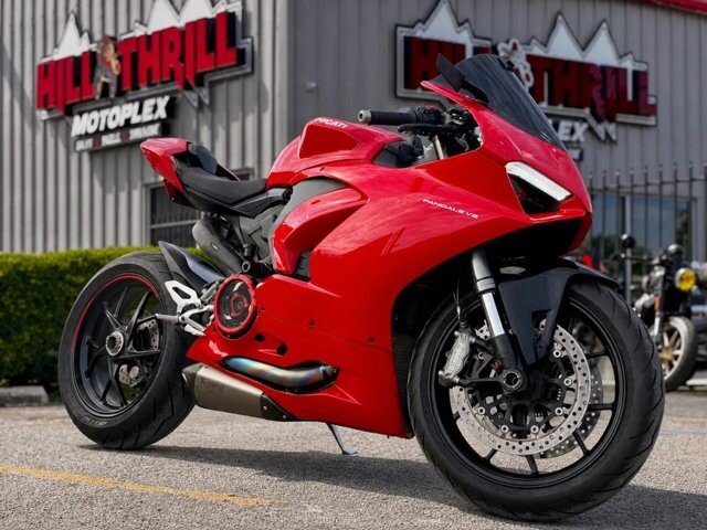 2023 Ducati Panigale V2
