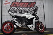 2023 Ducati Streetfighter V2