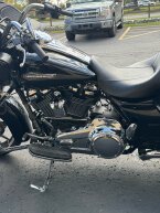 Thumbnail Photo 5 for 2023 Harley-Davidson Touring Road Glide