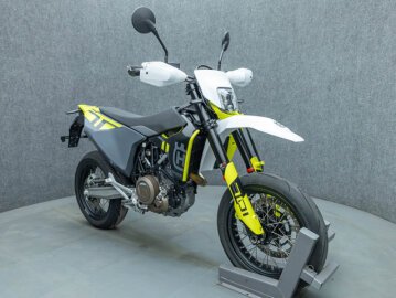2023 Husqvarna 701 Supermoto