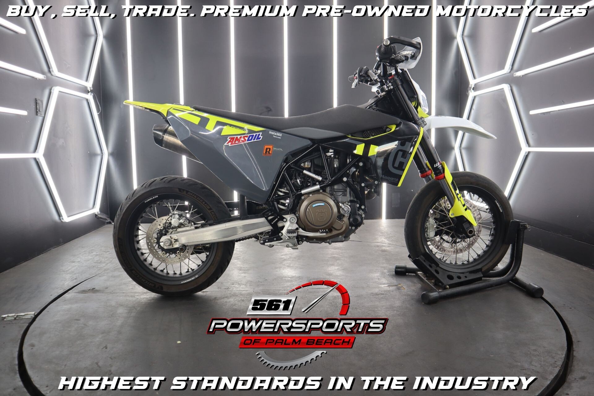 2023 Husqvarna 701 Supermoto