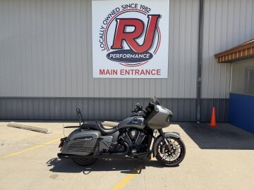 2023 Indian Challenger Dark Horse w/ ABS