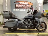 2023 Indian Pursuit Dark Horse w/ Premium Package