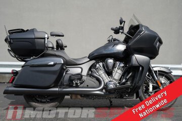 2023 Indian Pursuit Dark Horse w/ Premium Package
