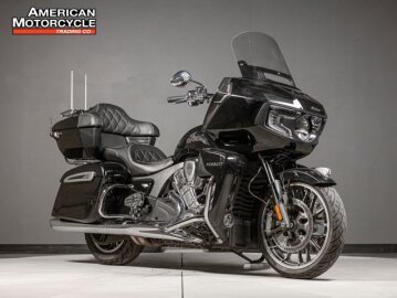 2023 Indian Pursuit Limited w/Premium Package