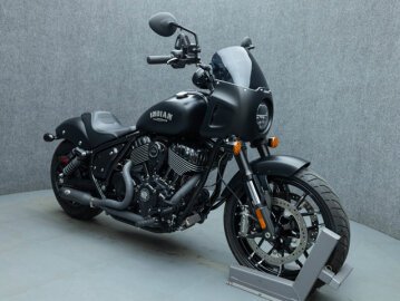 2023 Indian Sport Chief Dark Horse w/ABS