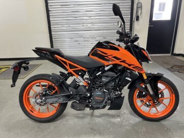 2023 KTM 200 Duke