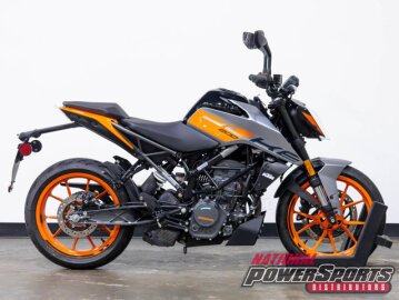 2023 KTM 200 Duke