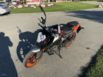 2023 KTM 200 Duke
