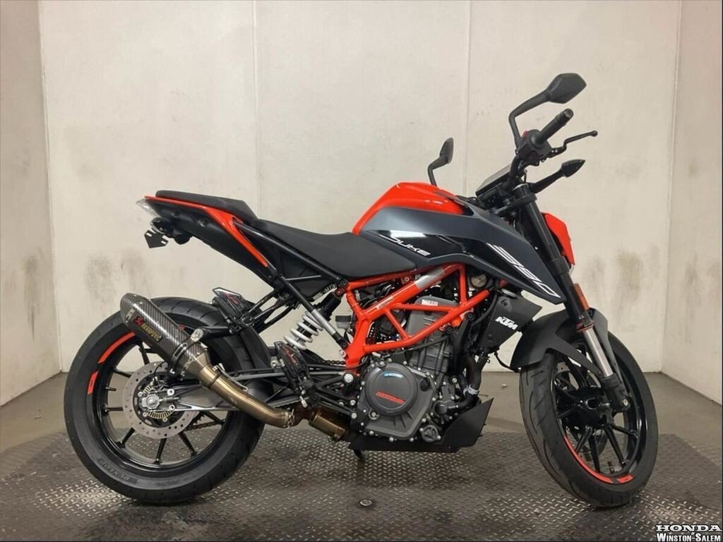 2023 KTM 390 Duke