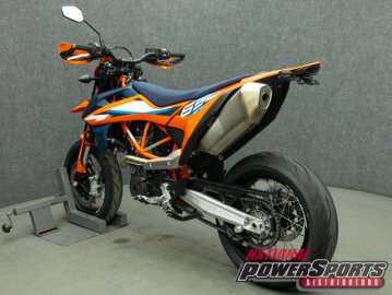 2023 KTM 690 SMC R