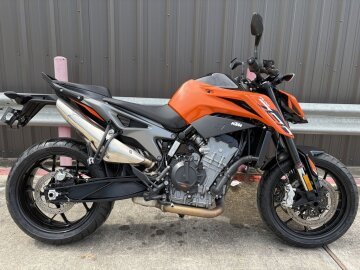 2023 KTM 790 Duke