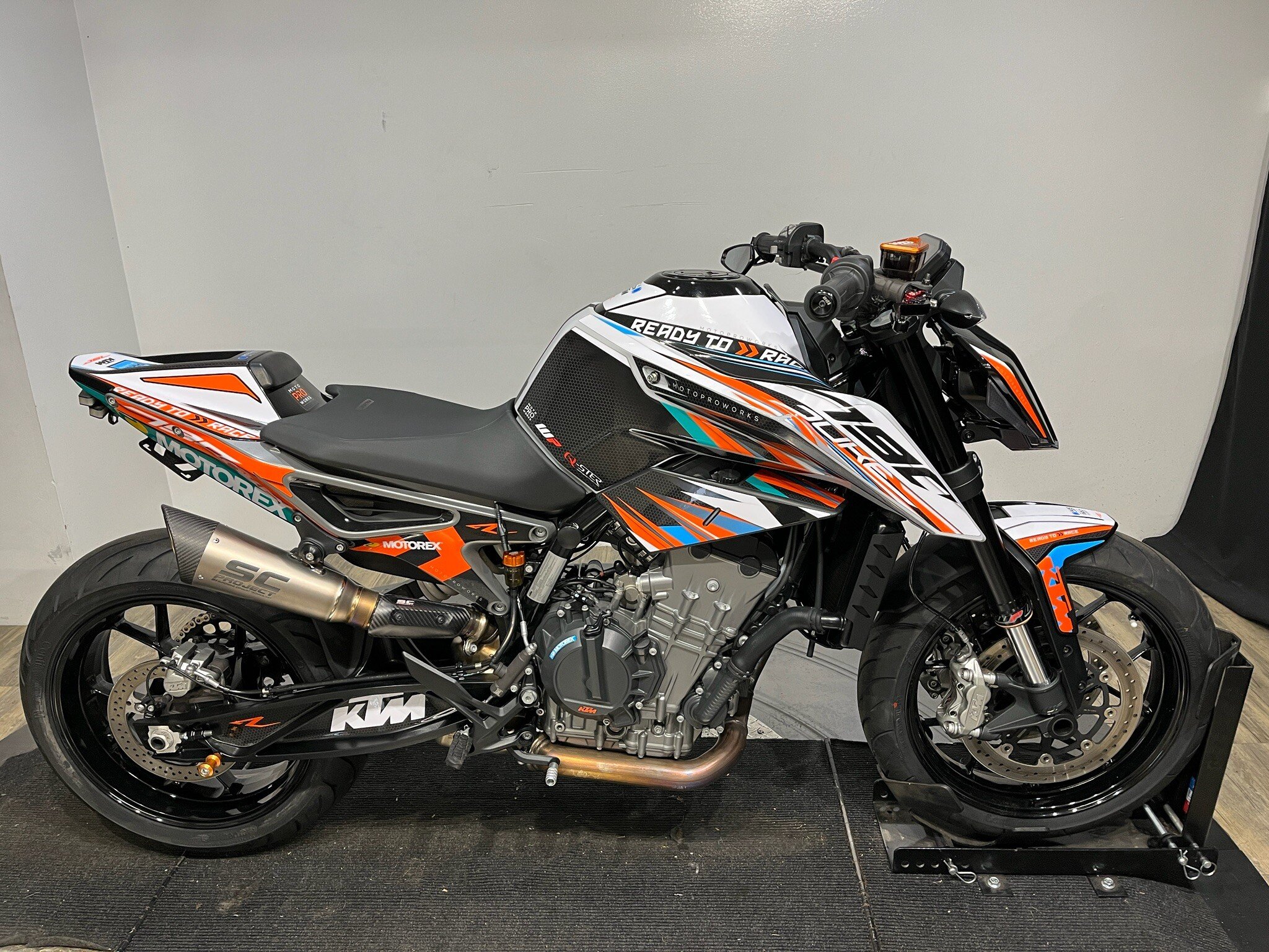 2023 KTM 790 Duke