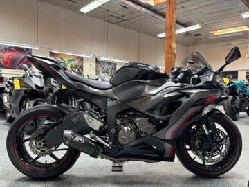 2023 Kawasaki Ninja ZX-6R KRT Edition