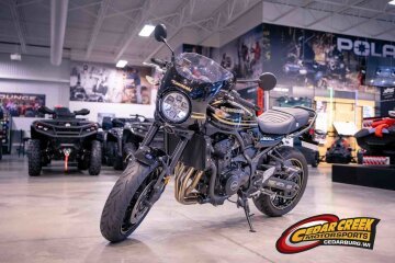 2023 Kawasaki Z900 RS Cafe