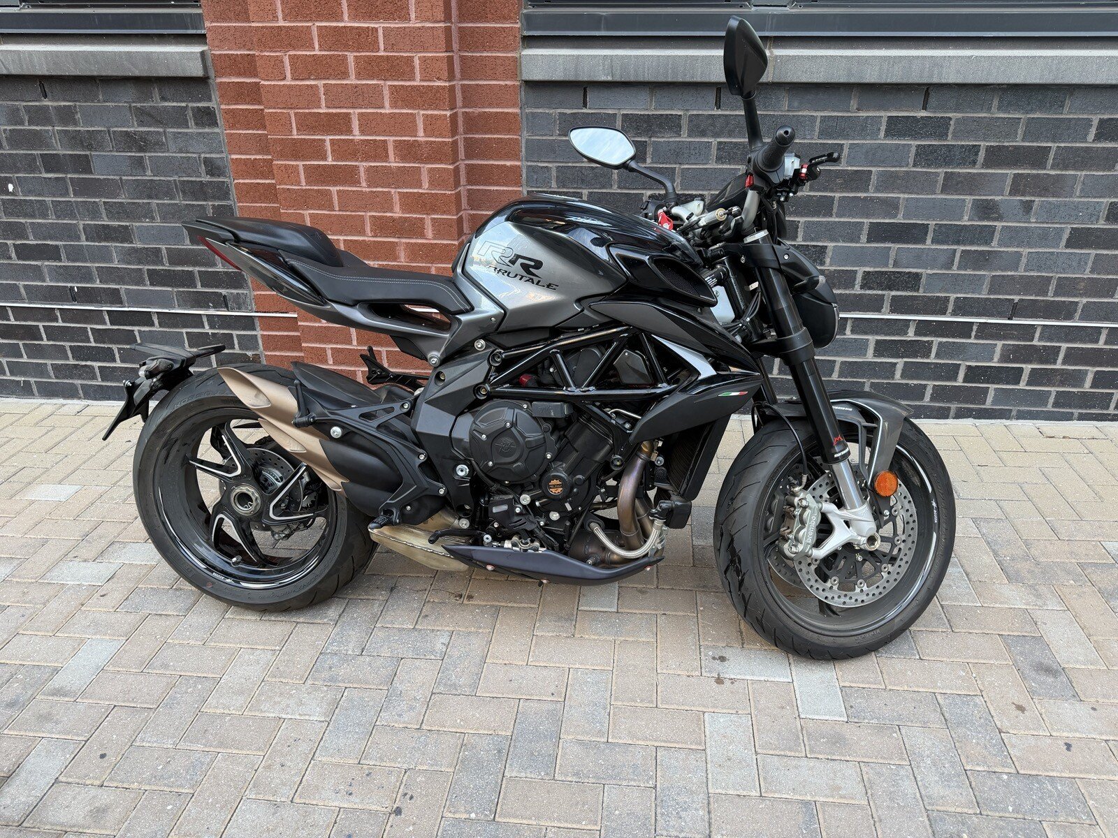 2023 MV Agusta Brutale 800RR SCS